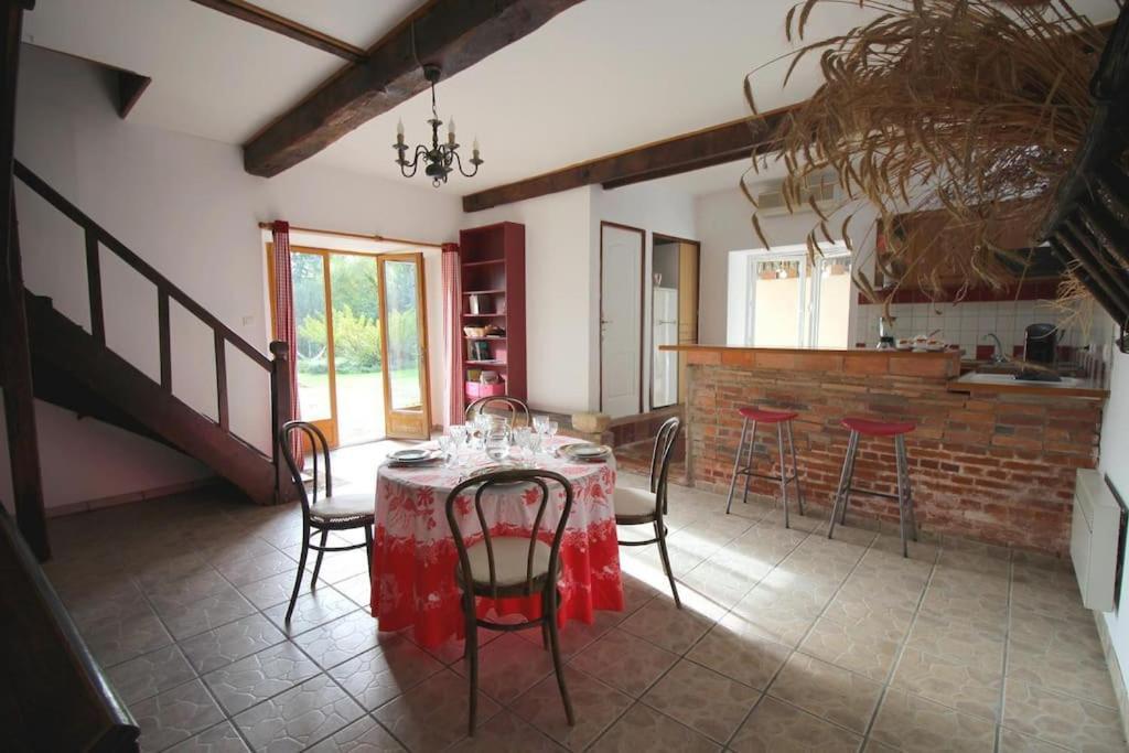 Villa Au Chemin De Mazous à Laguian-Mazous Extérieur photo