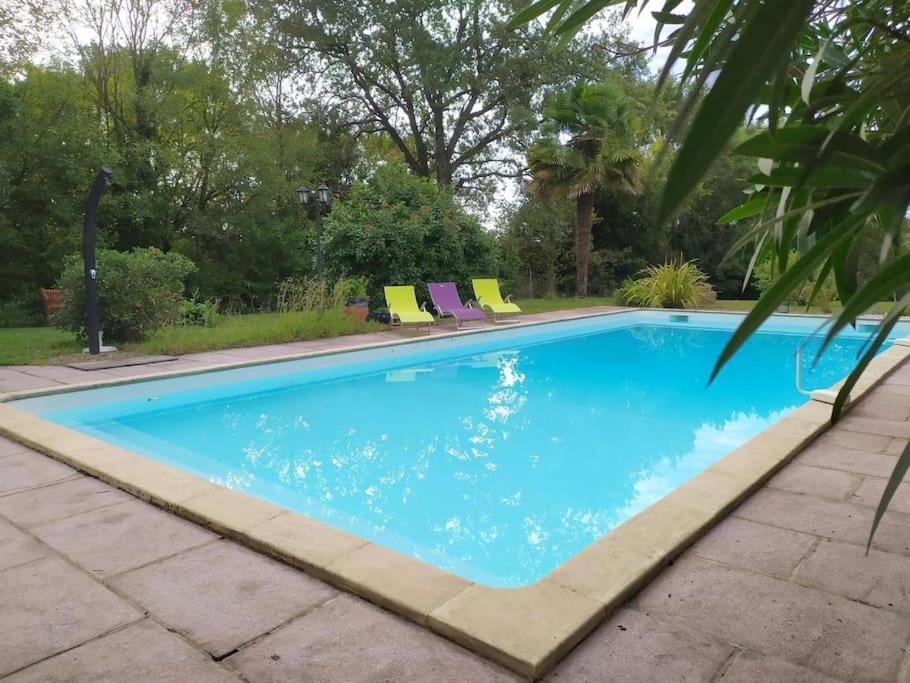 Villa Au Chemin De Mazous à Laguian-Mazous Extérieur photo