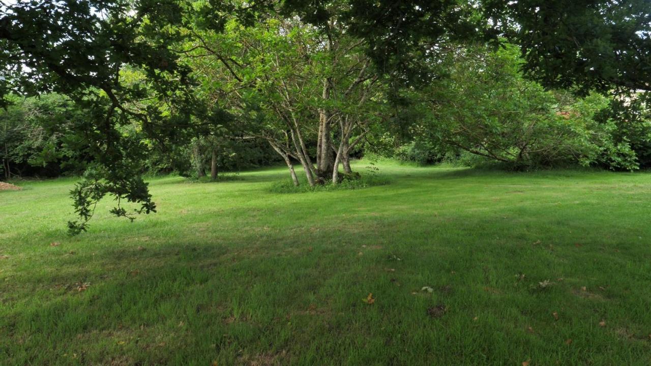 Villa Au Chemin De Mazous à Laguian-Mazous Extérieur photo